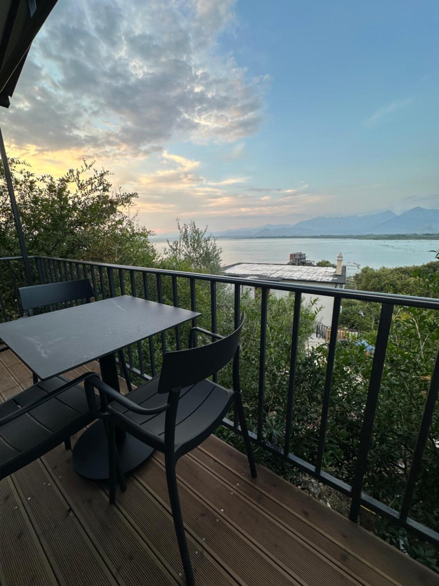 Lake Escape Villa Shiroke Шкодер Екстер'єр фото